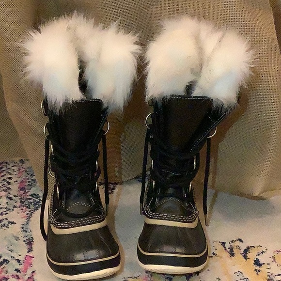 Sorel Joan Of Arctic Waterproof Winter Boots - Picture 2 of 8